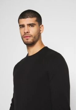 Pier One 2 Pack- Maglione - Black/Bordeaux 11 Pier One 2 Pack- Maglione - Black/Bordeaux -Pier One 00b8d265bff44759afee68ec05c2e53f