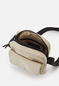 Pier One Unisex - Borsa A Tracolla - Beige -Pier One 0a8cbe487a3f46219ecba76fe3fcfaab