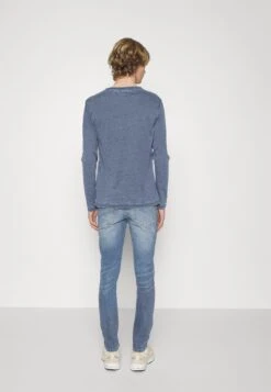 Pier One Jeans Skinny FitDark Blue Denim Uomo Jeans YO122GA27-K12 9 Pier One Jeans Skinny FitDark Blue Denim Uomo Jeans YO122GA27-K12 -Pier One 0a9fdae808c14629b9b837f0943d7159