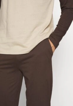 Pier One PigiamaBrown Uomo Per La Notte PI982M043-O11 -Pier One 0d4e287a2c4d4010907ca33e67ca1b31