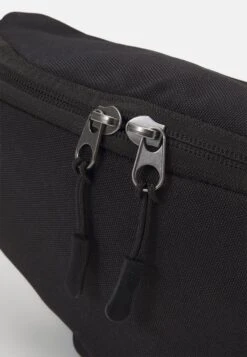 Pier One MarsupioBlack Uomo Borse PI954H02N-Q11 -Pier One 125683be70844f65a706e09415f5aff3