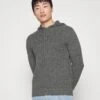 Pier One MaglioneMottled Grey Uomo Maglieria PI922Q0BK-C11 1 Pier One MaglioneMottled Grey Uomo Maglieria PI922Q0BK-C11 -Pier One 13ba1e3b563e4841b7186d8900381779