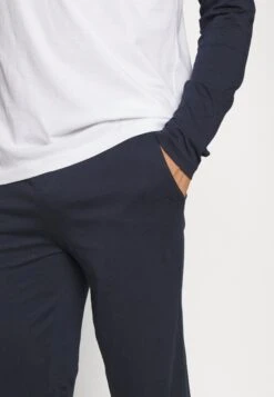 Pier One PigiamaDark Blue Uomo Per La Notte PI982M043-K11 -Pier One 1429eeb521004663ae0248d33300ab05