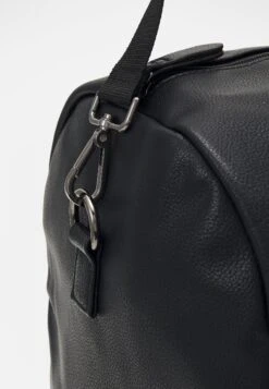 Pier One UnisexBorsa Da ViaggioBlack Donna Borse PI954H020-Q11 11 Pier One UnisexBorsa Da ViaggioBlack Donna Borse PI954H020-Q11 -Pier One 18ba7561d82f4d668ee78827ee1c936c