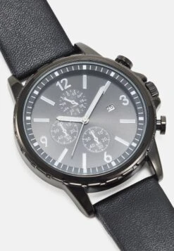 Pier One OrologioBlack Uomo Orologi PI952M01B-Q12 -Pier One 1a06d771d99c42c2a72fc0ce5fddb83d