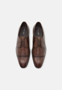 Pier One LeatherStringate ElegantiBrown Uomo Scarpe Con I Lacci PI912M0EI-O11 11 Pier One LeatherStringate ElegantiBrown Uomo Scarpe Con I Lacci PI912M0EI-O11 -Pier One 1b4fef67df4f4c9e971a7b9ea973df7f