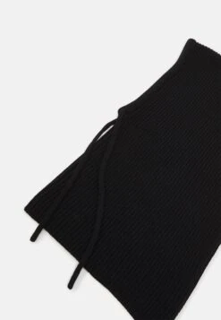 Pier One UnisexBerrettoBlack Donna Cappelli E Foulard PI954P00U-Q11 -Pier One 20412445b1d042559a73db3f7b6e439c