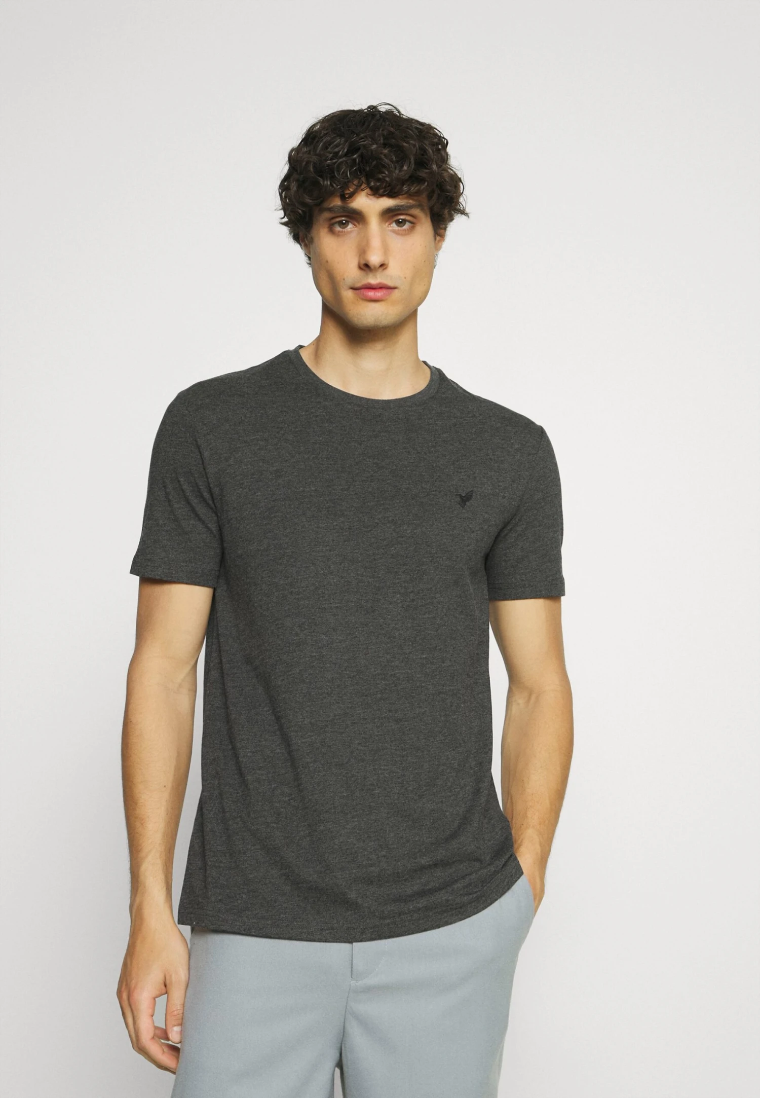 Pier One 5 PackT-Shirt BasicDark Grey/Dark Blue/Olive Uomo T-shirt E Polo PI922O0TV-C12 7 Pier One 5 PackT-Shirt BasicDark Grey/Dark Blue/Olive Uomo T-shirt E Polo PI922O0TV-C12 - immagine 5