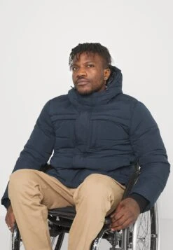 Pier One Giacca InvernaleDark Blue Uomo Giacche PI922T04D-K11 -Pier One 27b92c909aa64de9bdef452c8ab0d0f1