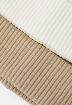 Pier One Unisex 2 PackBerrettoWhite/Beige Donna Cappelli E Foulard PI954P00N-A11 7 Pier One Unisex 2 PackBerrettoWhite/Beige Donna Cappelli E Foulard PI954P00N-A11 -Pier One 28112470f51a4903adfde3834e949d0c