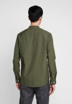 Pier One 2 Pack - Camicia - Oliv/Black 10 Pier One 2 Pack - Camicia - Oliv/Black -Pier One 2938873689d64473bdedf7291e717928