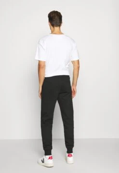 Pier One 2 PackPantaloni SportiviBlack Uomo Pantaloni PI922E03K-Q12 -Pier One 2f1de7f4f65c4260bba3310f352931aa