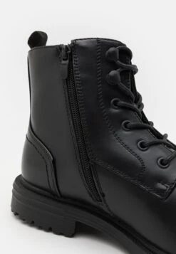 Pier One Stivaletti StringatiBlack Uomo Stivaletti/Stivali PI912K0B9-Q11 -Pier One 36dcf1ba7bd1498d87019bd4eebe466a