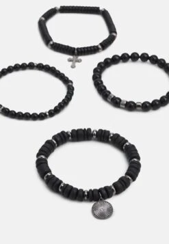 Pier One 4 Pack - Bracciale - Black 7 Pier One 4 Pack - Bracciale - Black -Pier One 38feea797ced458bb465001274f887e9
