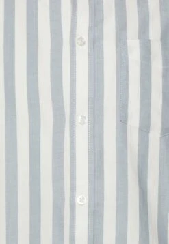 Pier One Camicia Light Blue/White Uomo Camicie PI922D0BB-K11 -Pier One 3d783698f5e04b33954b8449d3bf15ec