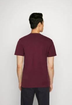 Pier One 5 PackT-Shirt BasicDark Blue/Pink/Off-White Uomo T-shirt E Polo PI922O0GY-K12 13 Pier One 5 PackT-Shirt BasicDark Blue/Pink/Off-White Uomo T-shirt E Polo PI922O0GY-K12 -Pier One 43e5b16979164ff28438c139f84cc1d8