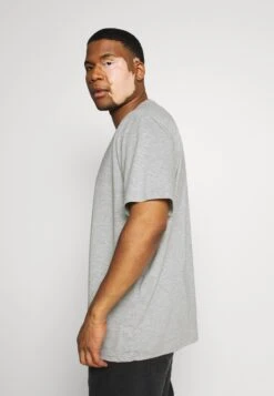 Pier One 5 PackT-Shirt BasicKhaki/Grey/Dark Blue Uomo T-shirt E Polo PI922O0R0-N11 9 Pier One 5 PackT-Shirt BasicKhaki/Grey/Dark Blue Uomo T-shirt E Polo PI922O0R0-N11 -Pier One 44f636eee0d34f6eb6ebd58845fd6541