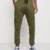 Pier One Pantaloni Sportivi - Olive -Pier One 583256bb2f2b44e095a36636dc4e49b5