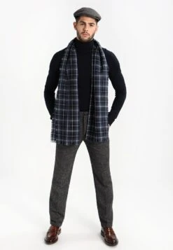 Pier One MaglioneDark Blue Uomo Maglieria PI922Q01E-K11 9 Pier One MaglioneDark Blue Uomo Maglieria PI922Q01E-K11 -Pier One 5a8c73418bb848cabc27ba5b47623034