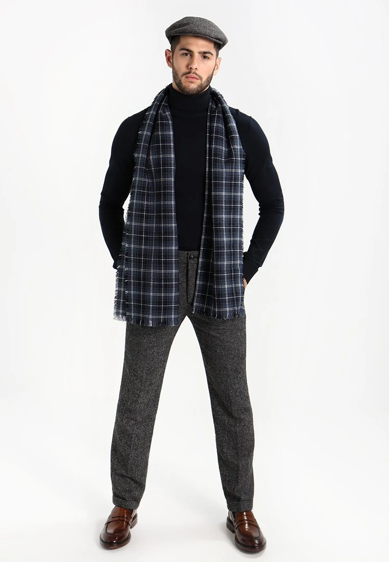 Pier One MaglioneDark Blue Uomo Maglieria PI922Q01E-K11 4 Pier One MaglioneDark Blue Uomo Maglieria PI922Q01E-K11 - immagine 2