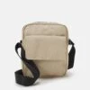 Pier One Unisex - Borsa A Tracolla - Beige 2 Pier One Unisex - Borsa A Tracolla - Beige -Pier One 5cf76b62efa84e5582a7d89b446c8715