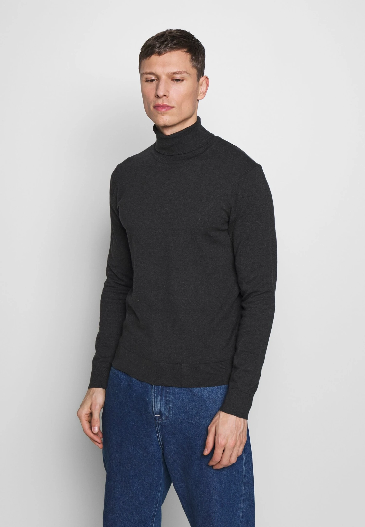 Pier One 2 PackBasic TurtleneckMaglioneBlack/Mottled Dark Grey Uomo Maglieria PI922Q06B-Q11 5 Pier One 2 PackBasic TurtleneckMaglioneBlack/Mottled Dark Grey Uomo Maglieria PI922Q06B-Q11 - immagine 3