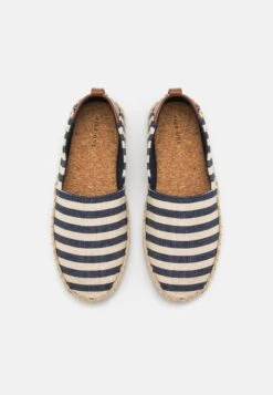 Pier One UnisexEspadrillasDark Blue/White Uomo Scarpe Basse PI915C00F-K11 11 Pier One UnisexEspadrillasDark Blue/White Uomo Scarpe Basse PI915C00F-K11 -Pier One 656fb98ccb7640ac939ccc145e729a86