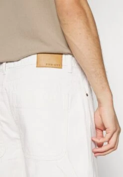 Pier One Carpenter Colored Twill Jeans A SigarettaOff-White Uomo Jeans PI922G04S-A11 -Pier One 6ab9ac206d634ef2960024847cf7be03