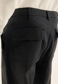 Pier One ChinoBlack Uomo Pantaloni PI922E05G-Q11 -Pier One 7196e1fad4494854a3ebf79f6301a613