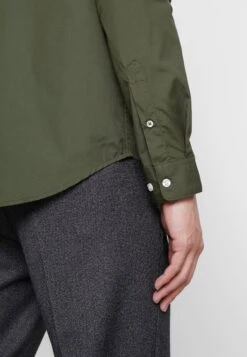 Pier One 2 Pack - Camicia - Oliv/Black 13 Pier One 2 Pack - Camicia - Oliv/Black -Pier One 7b6c76a6d504409bac8cbc515151e1f6