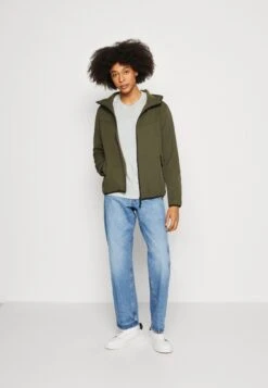 Pier One ImpermeabileOlive Uomo Giacche PI922T04I-N11 -Pier One 7d74cceba0d54cc3863ad9ed41385b52