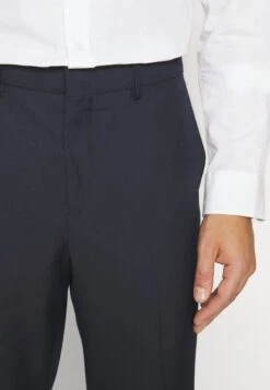 Pier One CompletoDark Blue Uomo Completi E Cravatte PI922A02I-K11 -Pier One 8233e242162f466cad992689103569c2