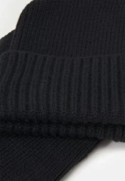 Pier One Set Unisex - Sciarpa - Black -Pier One 83b44a9df8804a5f8a61fc404575f85b