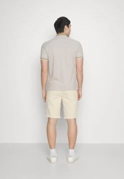 Pier One Shorts Di Jeans Beige Uomo Bermuda PI922F05A-B11 -Pier One 86c131f91bcf40c49254fa658c42e65c