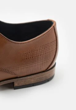 Pier One LeatherStringateCognac Uomo Scarpe Eleganti PI912M0E9-O11 -Pier One 86cf8831039a463f8f9dd21992903ced