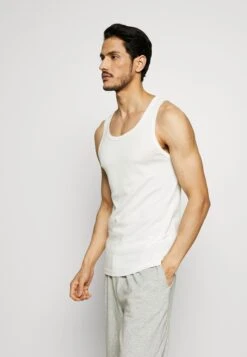 Pier One 3 Pack - Maglietta Intima - Black/Grey/White -Pier One 89616a07fd5749b0878578e819009317