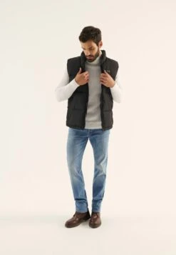 Pier One Maglione Off-White Uomo Maglieria PI922Q0BM-A11 -Pier One 8a0b5f3f5a3b450aaa376af03b5d65a9