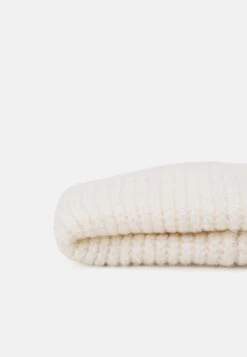 Pier One UnisexBerrettoOff-White Donna Cappelli E Foulard PI954P00T-A11 -Pier One 8b37145826ac431cb6685c1b54619371