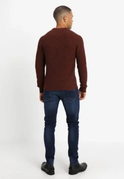 Pier One MaglioneMottled Brown Uomo Maglieria PI922Q035-O11 10 Pier One MaglioneMottled Brown Uomo Maglieria PI922Q035-O11 -Pier One 8cd282adc76c4ac7a917889657ae8ee6