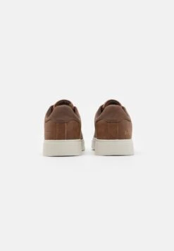 Pier One UnisexSneakers BasseCognac Donna Sneakers PI915O02S-O11 -Pier One 8fc46a00bfc54014b9ab0c4b860fd9e9