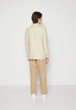 Pier One GiaccaBeige Uomo Completi E Cravatte PI922T04O-B11 -Pier One 90a0e4254e844eb3a6a8cf41ae7f4550