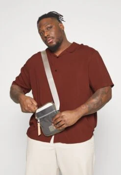 Pier One CamiciaBrown Uomo Camicie PI922D0CV-O11 -Pier One 91584f3d52114b1ab4a01fe0973aac33