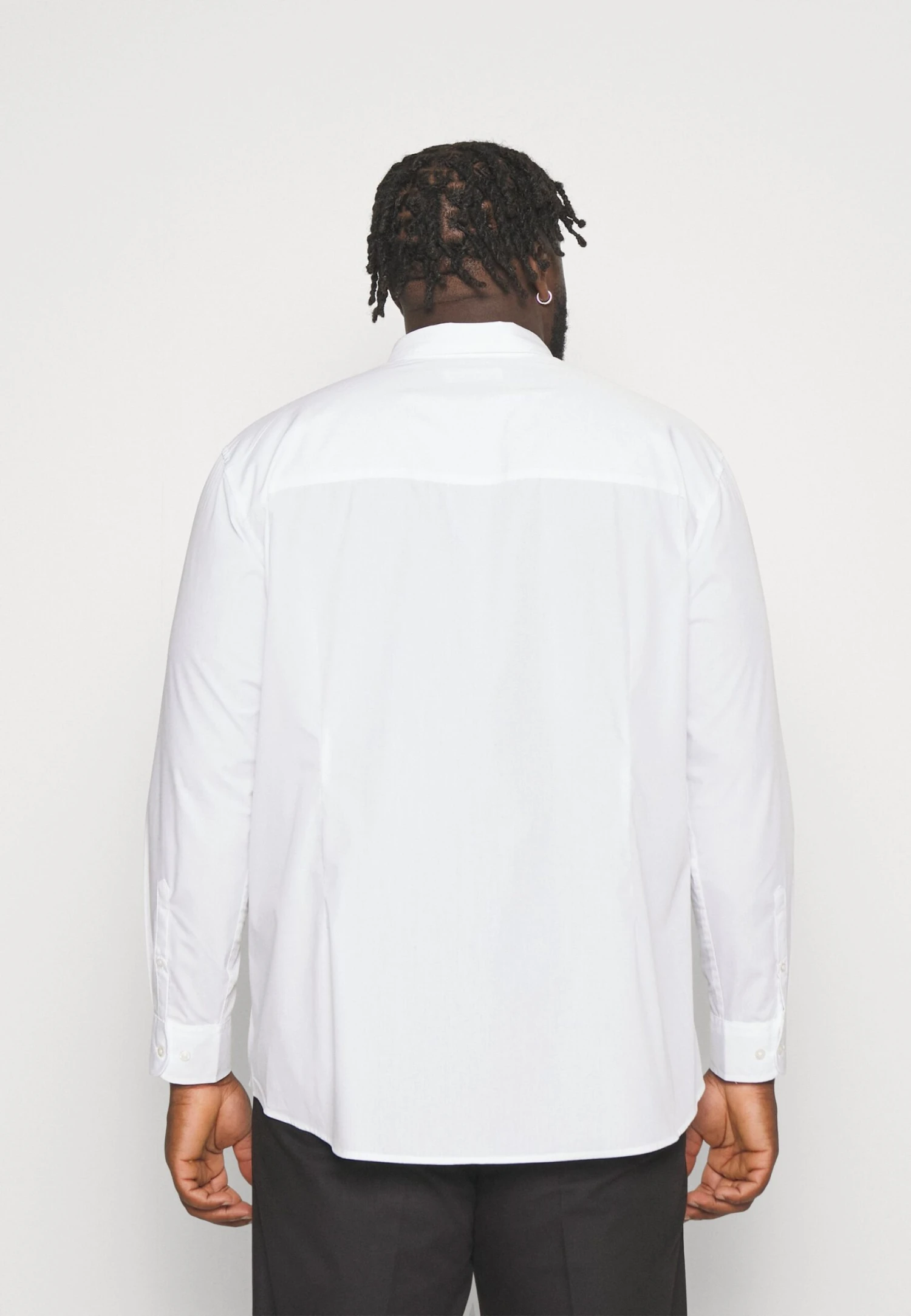 Pier One 2 Pack Camicia EleganteWhite/Light Blue Uomo Completi E Cravatte PI922D0EP-A11 5 Pier One 2 Pack Camicia EleganteWhite/Light Blue Uomo Completi E Cravatte PI922D0EP-A11 - immagine 3