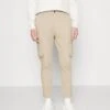 Pier One Cuffed Skinny Trouser Pantaloni CargoTan Uomo Pantaloni YO122E01H-B13