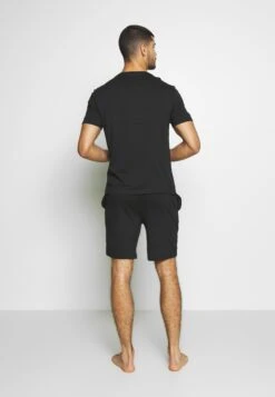 Pier One PigiamaBlack Uomo Per La Notte PI982M02R-Q11 9 Pier One PigiamaBlack Uomo Per La Notte PI982M02R-Q11 -Pier One 99243f6a63d54b6599336ee2e3716f93