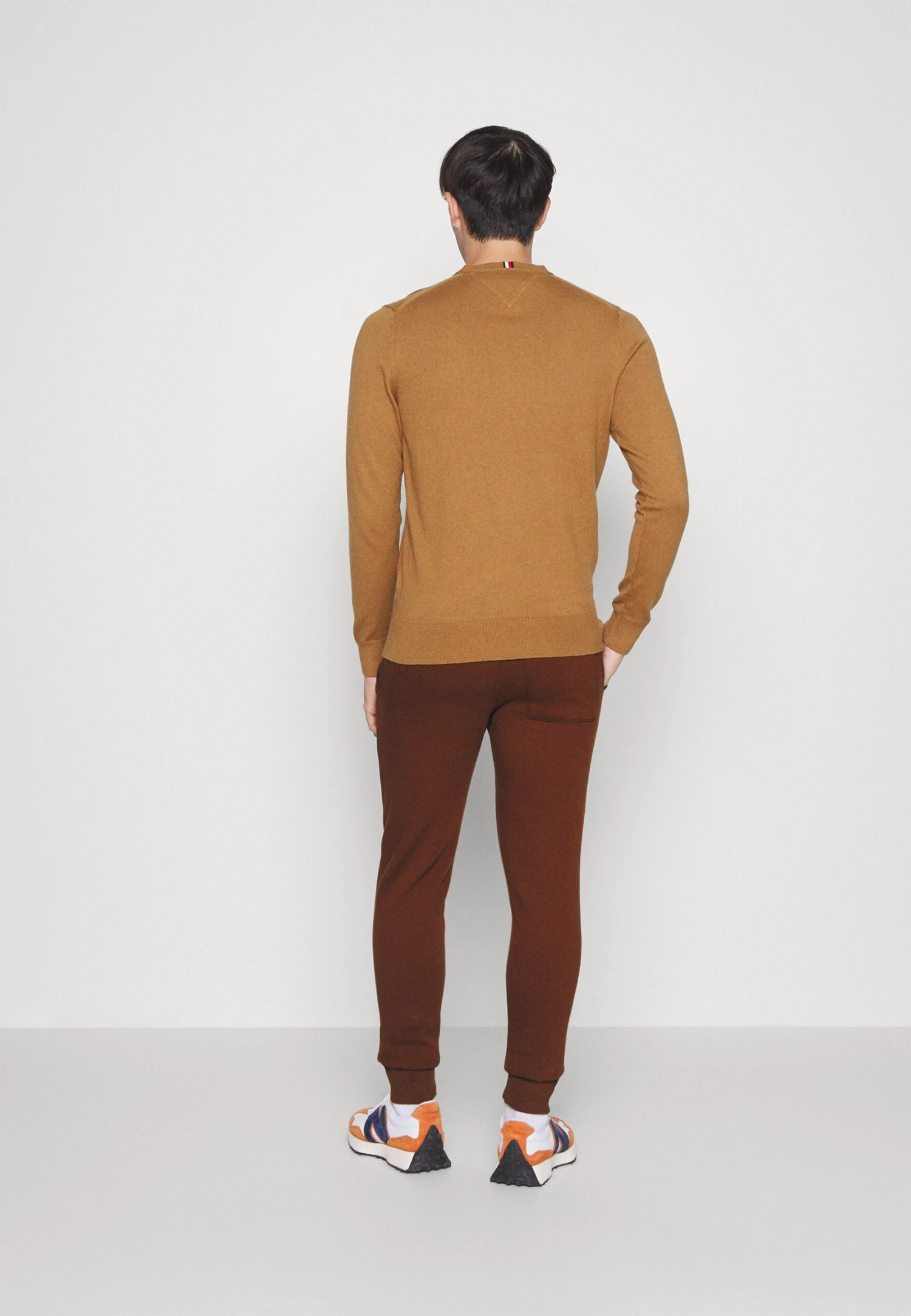 Pier One 2 PackPantaloni SportiviDark Brown/Black Uomo Pantaloni Sportivi E Joggers PI922E03K-O11 5 Pier One 2 PackPantaloni SportiviDark Brown/Black Uomo Pantaloni Sportivi E Joggers PI922E03K-O11 - immagine 3