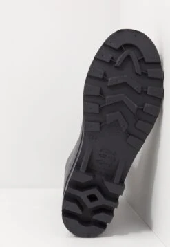 Pier One UnisexStivali Di GommaDark Blue Uomo Stivaletti/Stivali PI912L001-K12 12 Pier One UnisexStivali Di GommaDark Blue Uomo Stivaletti/Stivali PI912L001-K12 -Pier One 9b862cb634fb408585c4cb32b905a309