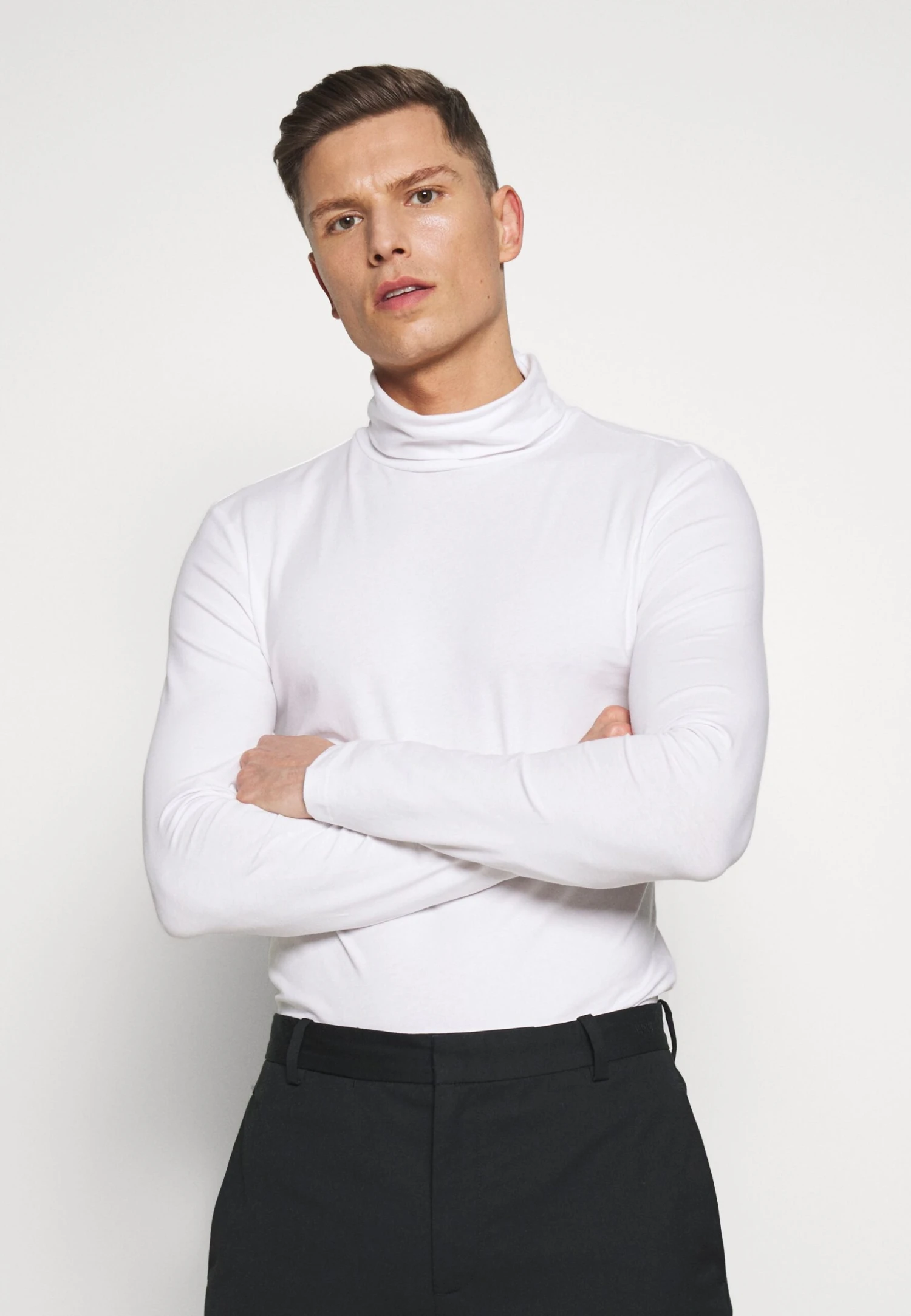 Pier One 2 PackMaglietta A Manica LungaWhite/Black Uomo T-shirt E Polo PI922O0KR-A11 5 Pier One 2 PackMaglietta A Manica LungaWhite/Black Uomo T-shirt E Polo PI922O0KR-A11 - immagine 3