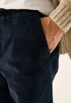 Pier One CorduroyPantaloniDark Blue Uomo Pantaloni PI922E05I-K11 -Pier One ac3335a591bf48f1ae424d012d62b904