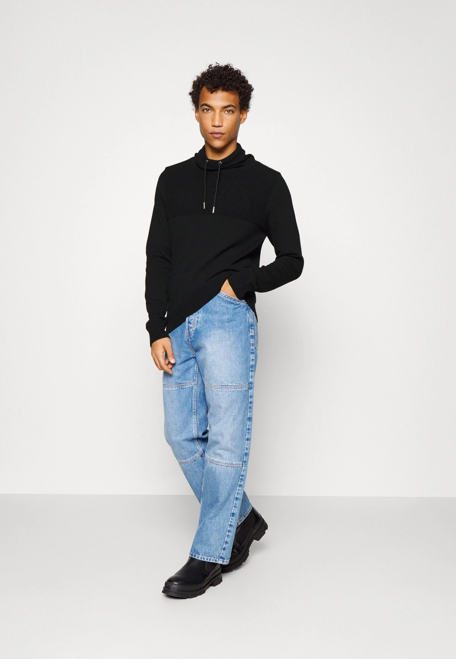 Pier One Structure Block High CollarCardiganBlack Uomo Maglieria PI922Q0BC-Q11 4 Pier One Structure Block High CollarCardiganBlack Uomo Maglieria PI922Q0BC-Q11 - immagine 2